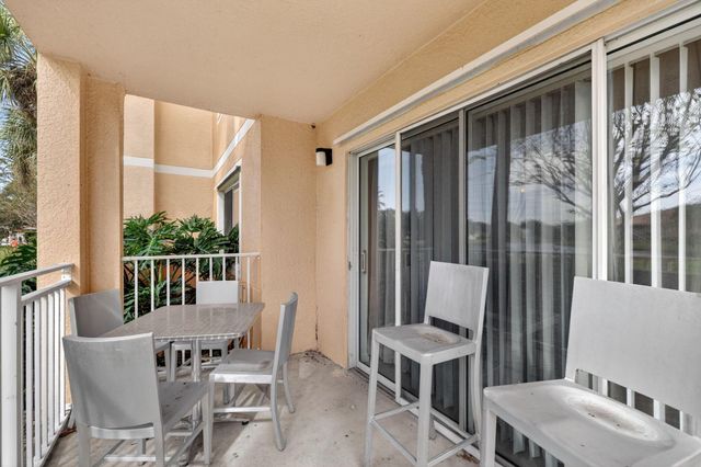 221 SW Palm Drive 104, Port St Lucie, FL 34986