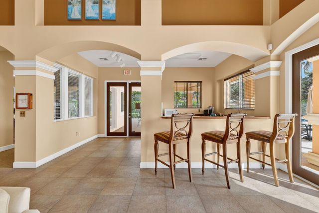 221 SW Palm Drive 104, Port St Lucie, FL 34986