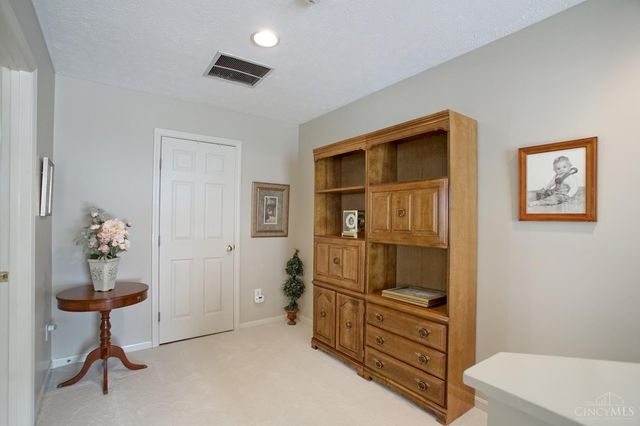 6486 Prestwick Court, Mason, OH 45040