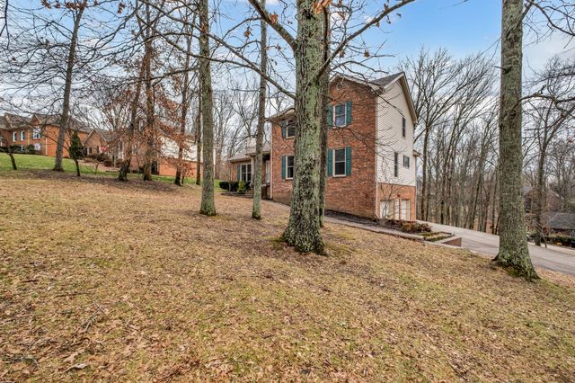 1206 Walden Pl, Mount Juliet, TN 37122