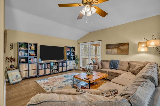 1206 Walden Pl, Mount Juliet, TN 37122