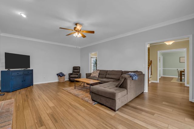 1206 Walden Pl, Mount Juliet, TN 37122