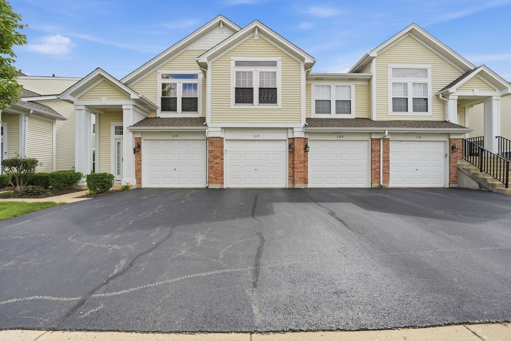 1117 Hawthorne Lane 1117, Elk Grove Village, IL 60007