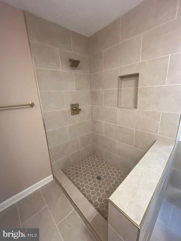 2306 ALAVA CT, Waldorf, MD 20603