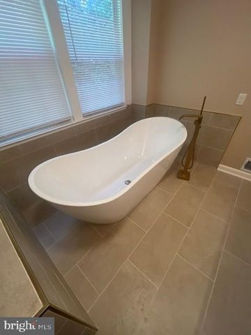 2306 ALAVA CT, Waldorf, MD 20603
