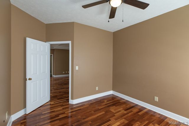 7323 OLD BARN Road, Montgomery, AL 36117