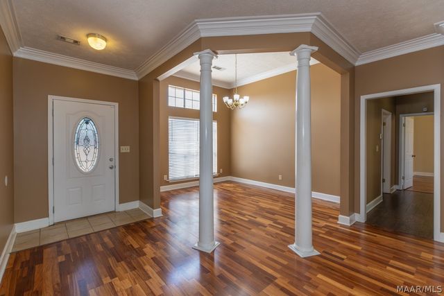 7323 OLD BARN Road, Montgomery, AL 36117