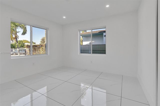 6540 SW 25th St, Miami, FL 33155