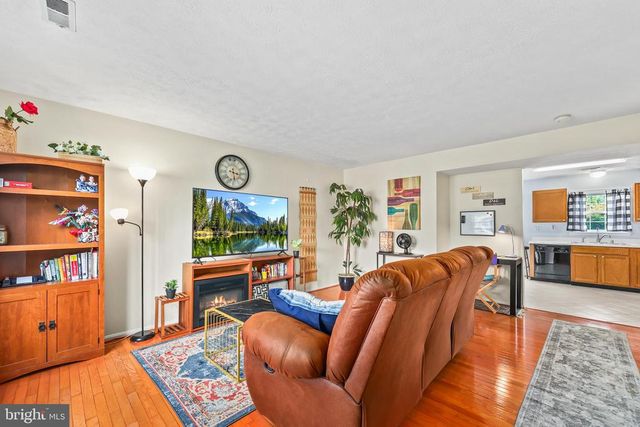 10511 TIDEWATER PLAINS DR, Fredericksburg, VA 22408