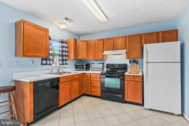 10511 TIDEWATER PLAINS DR, Fredericksburg, VA 22408