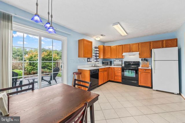 10511 TIDEWATER PLAINS DR, Fredericksburg, VA 22408