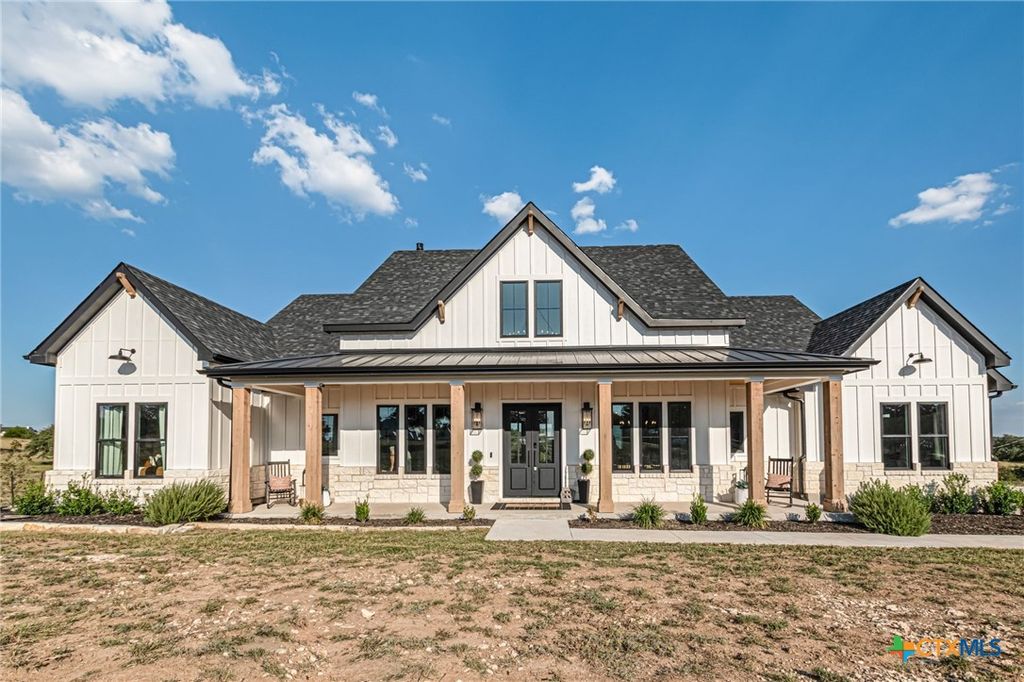 871 Blackbuck Ridge Drive, Lampasas, TX 76550