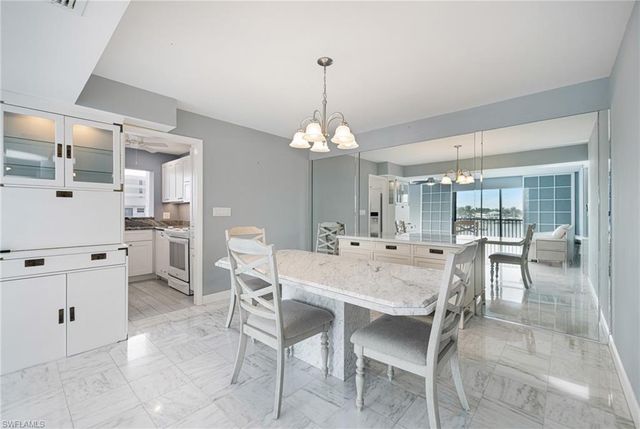 3200 Gulf Shore BLVD N # 401, Naples, FL 34103