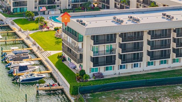 3200 Gulf Shore BLVD N # 401, Naples, FL 34103