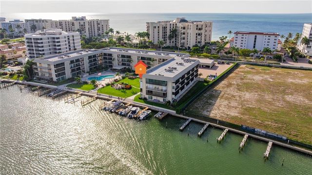 3200 Gulf Shore BLVD N # 401, Naples, FL 34103