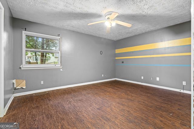 571 Tate Creek Court NW, Acworth, GA 30102
