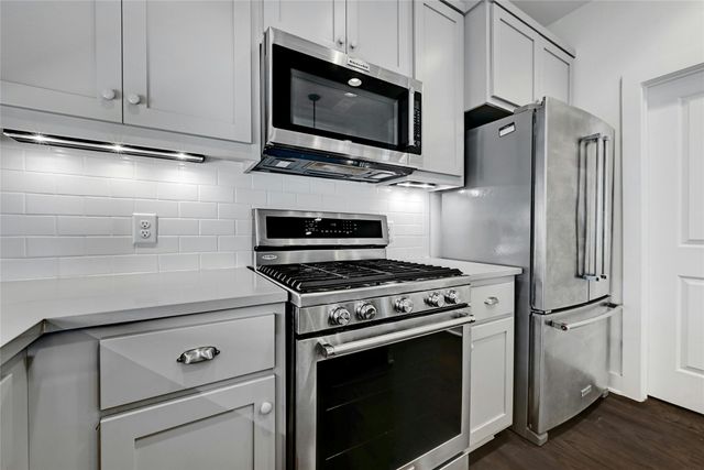 1103 EUPHORIA BEND, Austin, TX 78702