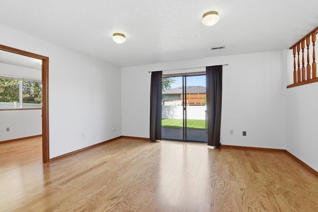 5304 W RUSSETT Dr, Spokane, WA 99208