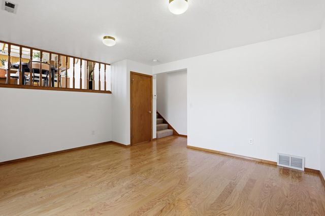 5304 W RUSSETT Dr, Spokane, WA 99208