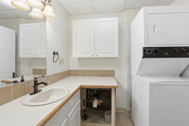 5304 W RUSSETT Dr, Spokane, WA 99208