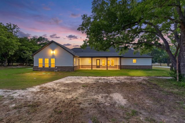 9080 County Road 669, Blue Ridge, TX 75424