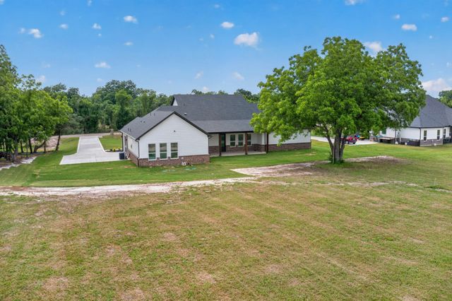 9080 County Road 669, Blue Ridge, TX 75424