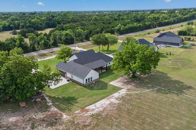 9080 County Road 669, Blue Ridge, TX 75424