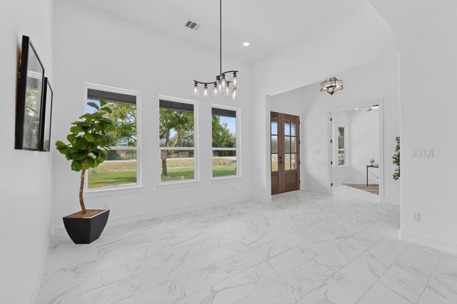 9080 County Road 669, Blue Ridge, TX 75424