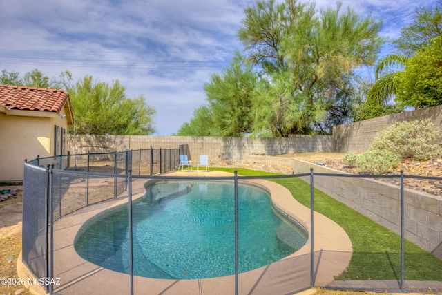 1380 W Crosswinds Place, Oro Valley, AZ 85737