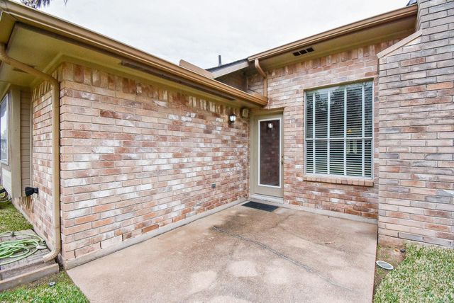 2931 Double Lake Drive, Missouri City, TX 77459