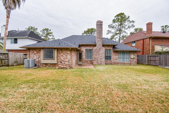 2931 Double Lake Drive, Missouri City, TX 77459