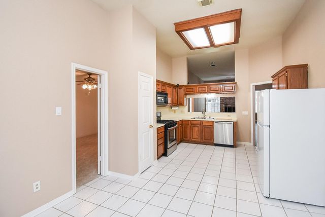 2931 Double Lake Drive, Missouri City, TX 77459