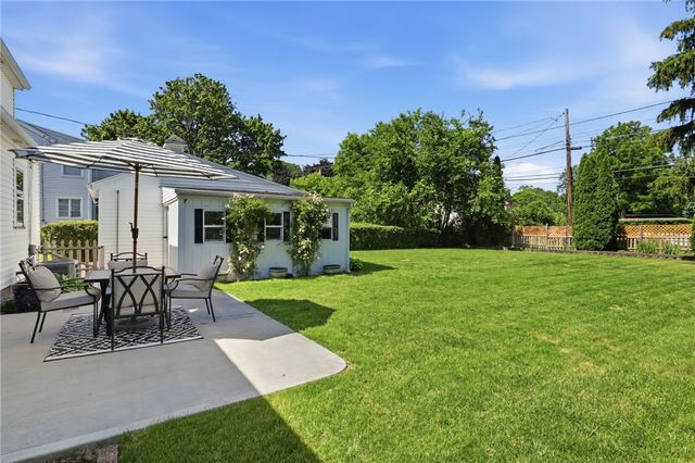 499 Shelford Road, Irondequoit, NY 14609