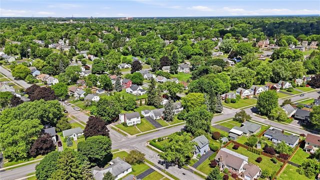 499 Shelford Road, Irondequoit, NY 14609