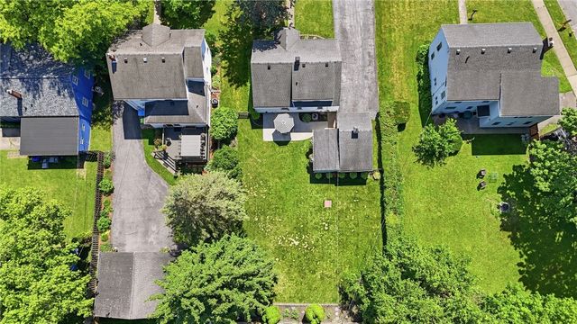 499 Shelford Road, Irondequoit, NY 14609