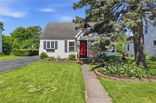 499 Shelford Road, Irondequoit, NY 14609