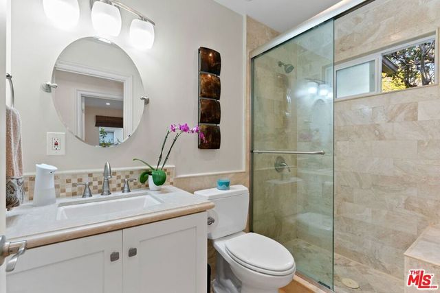 3251 Stewart Avenue, Los Angeles, CA 90066