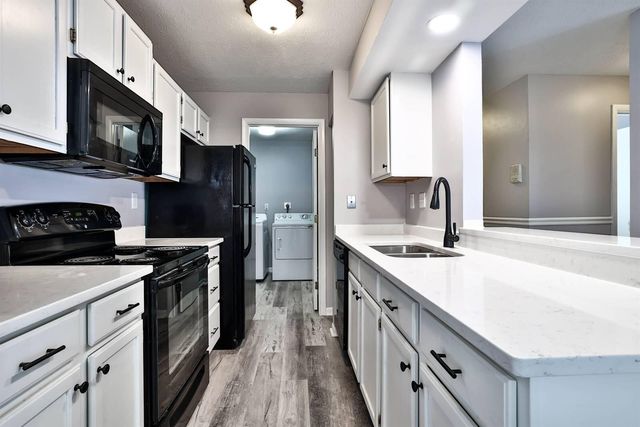 320 Timber Ridge Drive, 5, Wilder, KY 41071