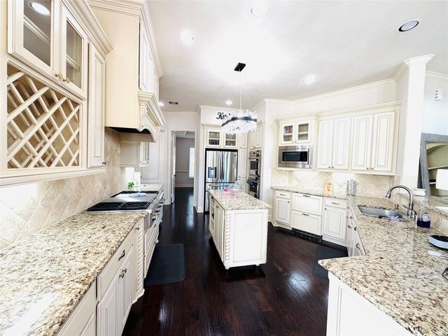 21411 Fairhaven Creek Drive, Houston, TX 77433