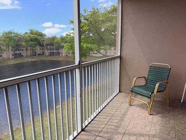 9560 Weldon Circle J312, Tamarac, FL 33321