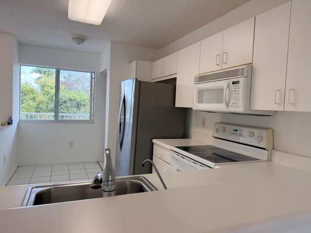 9560 Weldon Circle J312, Tamarac, FL 33321