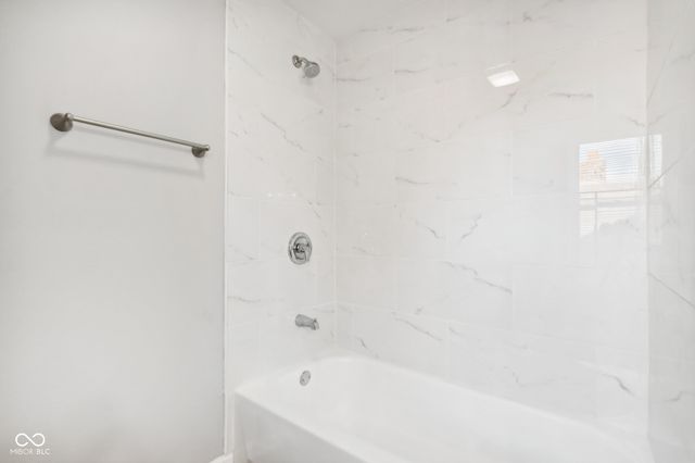 2114 N Dexter Street, Indianapolis, IN 46202