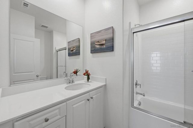 973 Bradley Way, Vista, CA 92081