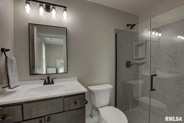 2811 N 23RD Street, Quincy, IL 62305