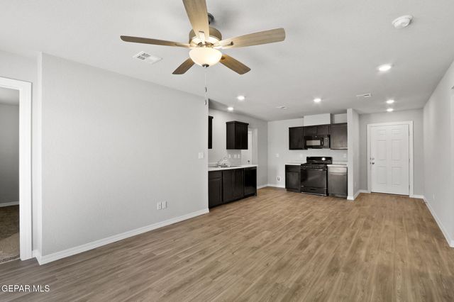 14256 Star Cactus Avenue, Horizon City, TX 79928