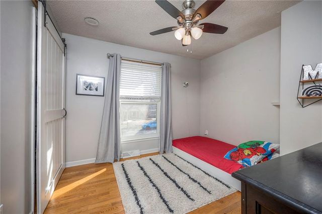 7802 WESTGATE Drive, Lenexa, KS 66216