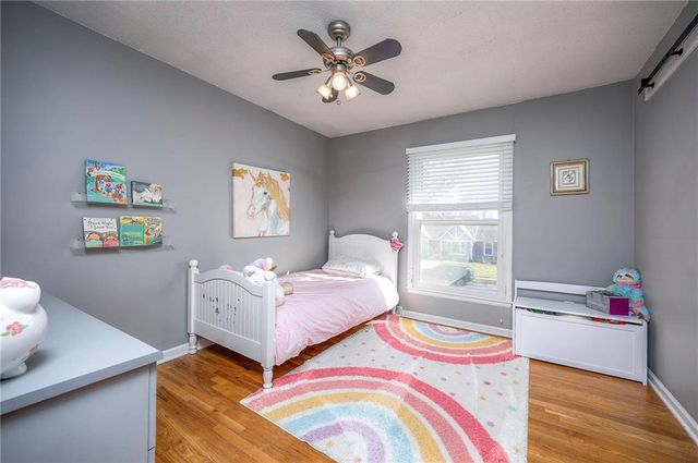 7802 WESTGATE Drive, Lenexa, KS 66216