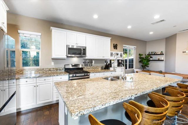 1302 Lorna Ave, El Cajon, CA 92020