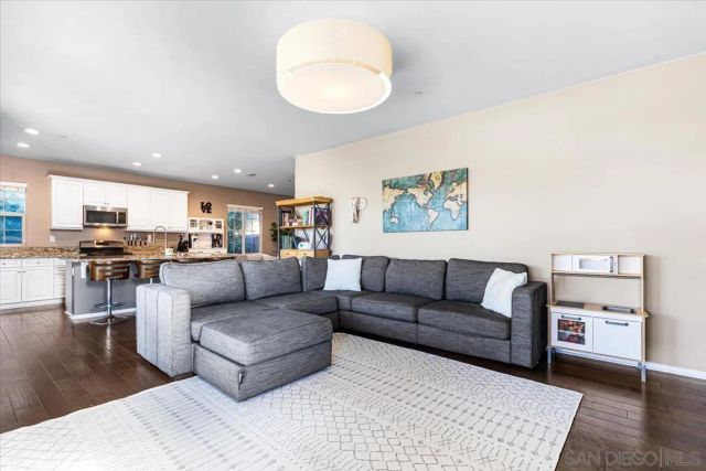 1302 Lorna Ave, El Cajon, CA 92020