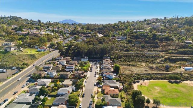 1302 Lorna Ave, El Cajon, CA 92020